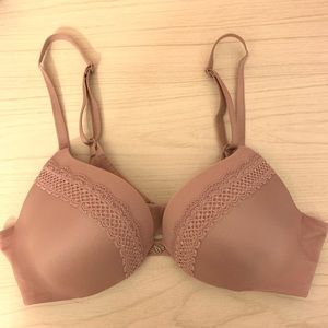 Victoria’s Secret push up bra